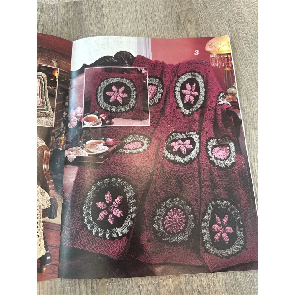 Leasure Arts Leaflet 2485 Pillowghaus To Crochet Book Rose Marie Brooks